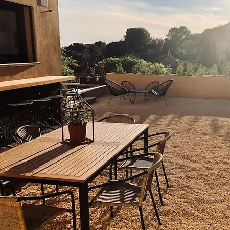 Вилла Paradis Terrebrune Ольуль
